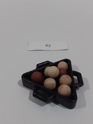Playmobil wooden cannon balls and case like new #42