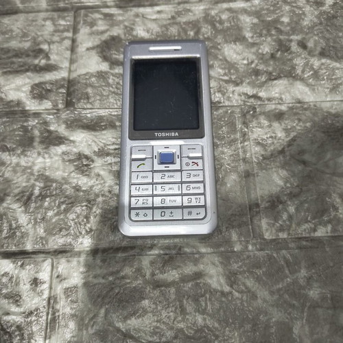 Toshiba TS608 phone with battery of unknown functionality