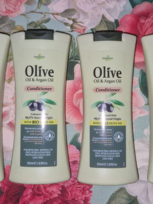 Conditioner μαλλιών Oil & Argan Oil σετ 4 τεμαχίων καινούργιο