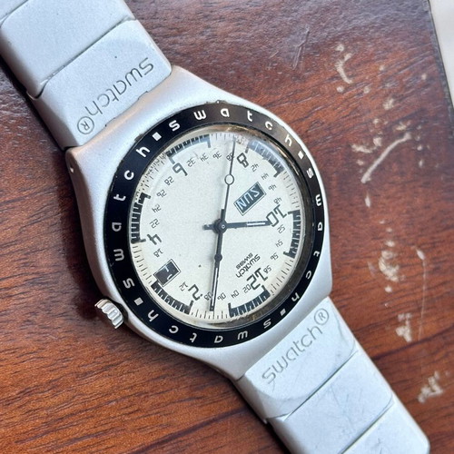 Swatch Irony Vintage Swiss Day-Date Watch 4.2cm