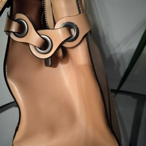 Τσάντα Charles & Keith nude μεταχειρισμένη χειρός με λουράκι ώμου