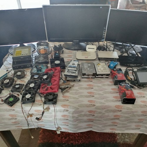 Large electronic and computer equipment pack used