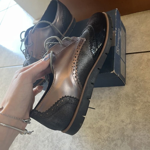 Verde Oxford shoes size 38 like new, black and rose gold