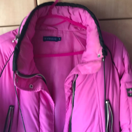 Pink jacket medium short used like new