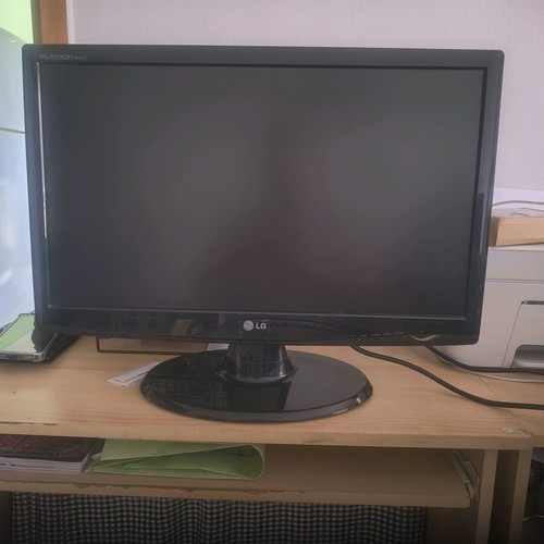 LG 24 computer monitor used