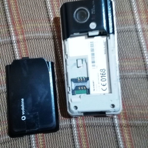 Sharp V903 vintage phone used for repair or spare parts