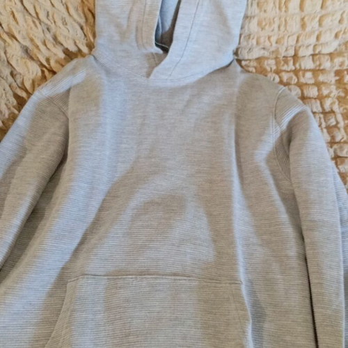 H&M sweatshirt used for boys size 152 grey