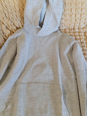 H&M sweatshirt used for boys size 152 grey