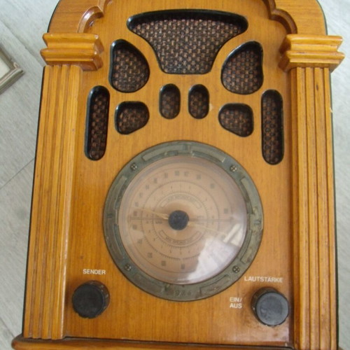 Antique Radio VMR-5011 EDUTEC used