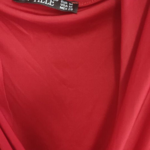Red dress with shoulder pads, like new, size Medium, Trendyol