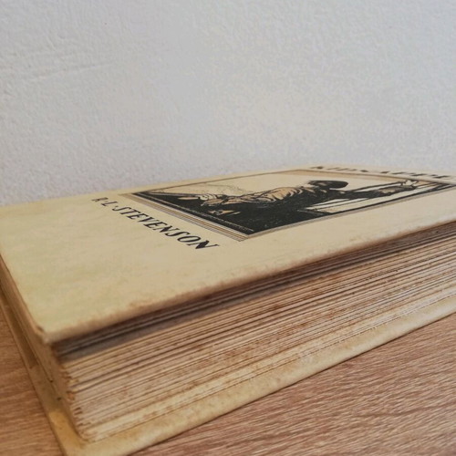 Rare book Kidnapped by R. L. Stevenson 1930 used, Oxford editions