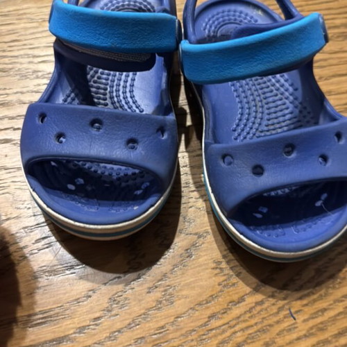 Crocs baby shoes for boy like new, size C5