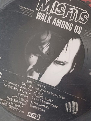 Misfits Walk Among Us picture disc like new, punk