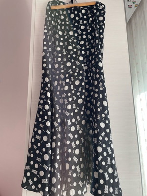 Φούστα Nadia Rapti μακριά σαν καινούργια, με κουμπιά και σκίσιμο