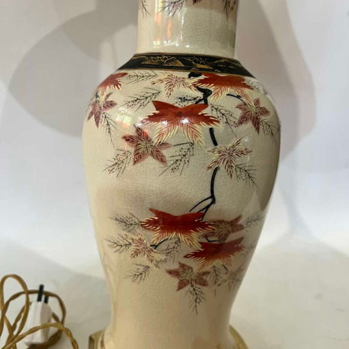 Table lamp with ceramic base in Asian style used, 65x42 cm