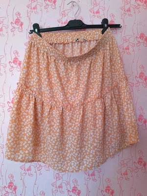 Mini floral skirt used, orange, size M