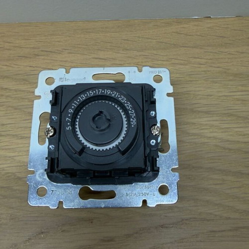 Dimmer socket Legrand new
