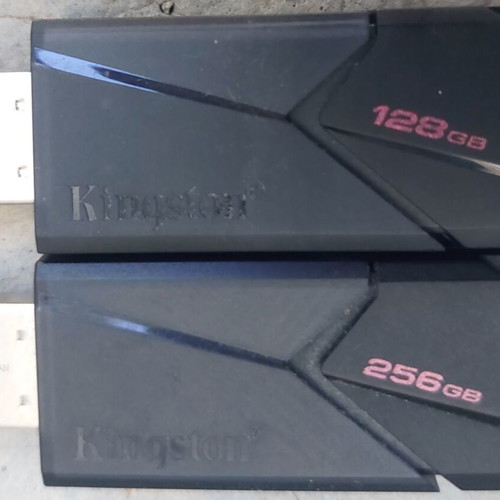 Kingston DTXON DataTraveler Exodia Onyx USB 3.2 Flash Drive 128GB & 256GB