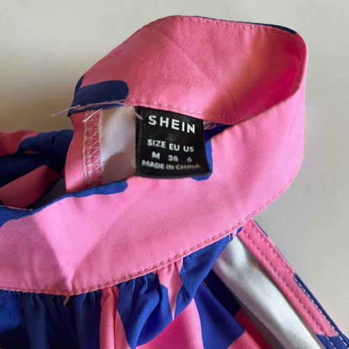 Shein dress blue and pink with open back like new, size M