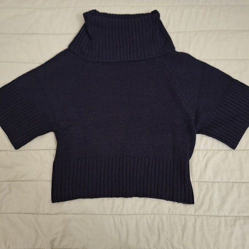Soul Rebel women's black turtleneck sweater short sleeve like new
