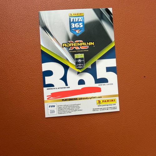 FIFA 365 Adrenalyn 2026 Momentum Alexander Isak card new