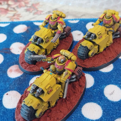 Space Marine Imperial Fists Outriders squad, 3 figures