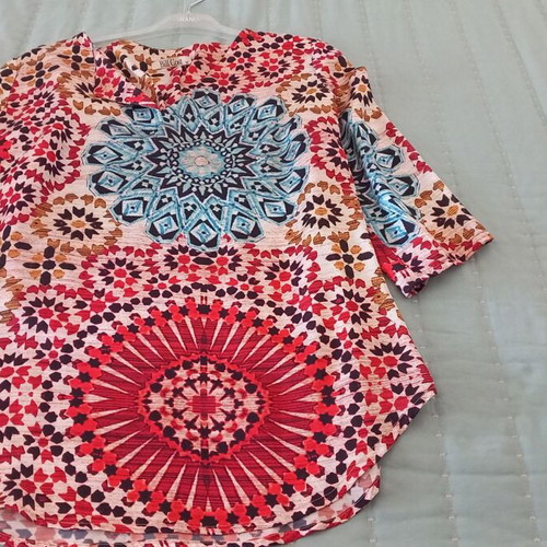 Blouse with paisley pattern like new, 3/4 sleeve, Bill Cost