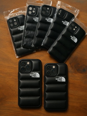 Θήκη IPhone The North Face - Μαύρη