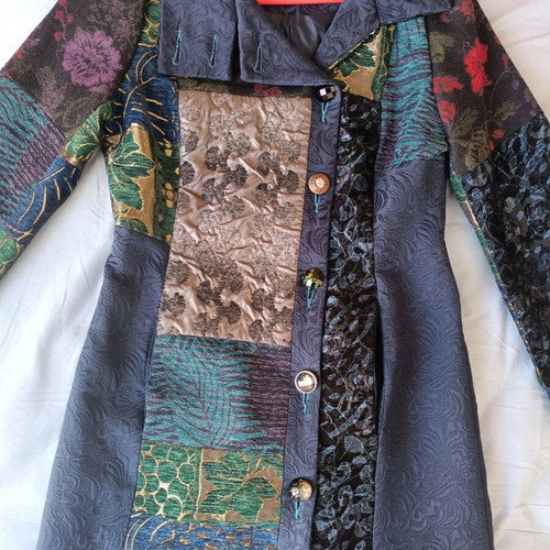 Vintage coat size S like new, multicolored