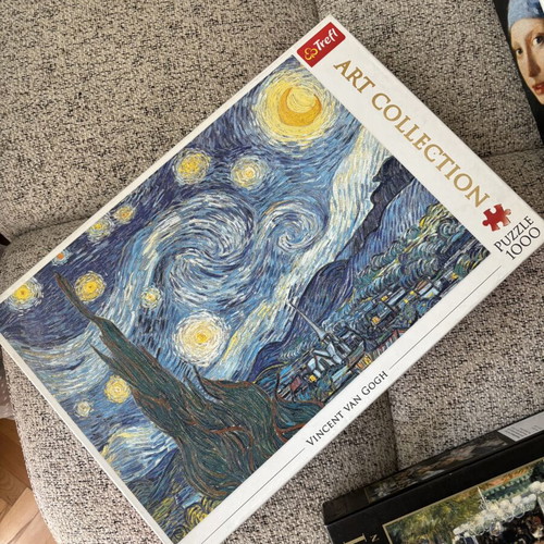 Trefl Starry Night Puzzle 1000 pieces like new
