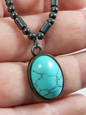 Hematite necklace with turquoise 45 cm like new