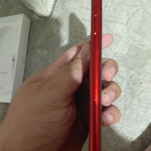Apple iPhone XR 64GB red with broken back