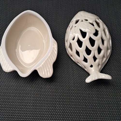 May Fair porcelain fish for scented bath salts new