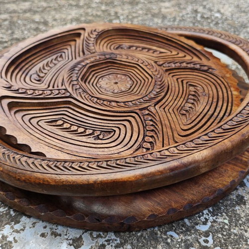 Orntervier Wooden Serving Tray for Nuts used