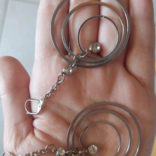 Faux bijoux set like new, silver with earrings, bracelet and necklaces