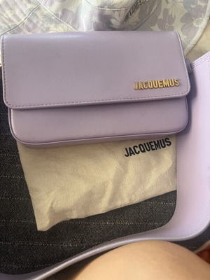 Jacquemus shoulder bag purple like new