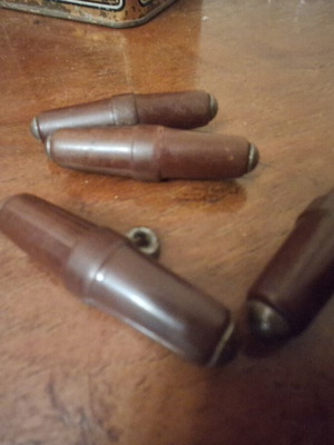 Vintage brown toggle buttons with brass edges like new
