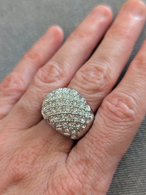 Ring used faux with white stones