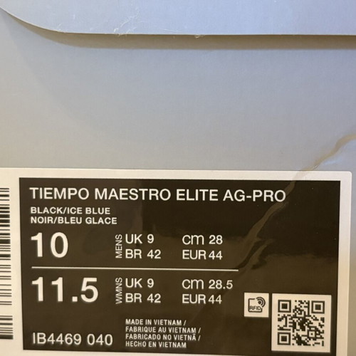 Nike Tiempo Magista Elite AG football shoes size 44 like new, black