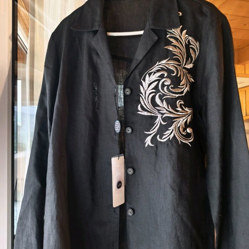 Linen women's shirt black embroidered new with tags