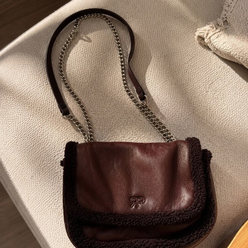 Parfois shoulder bag like new, bordeaux color with removable strap