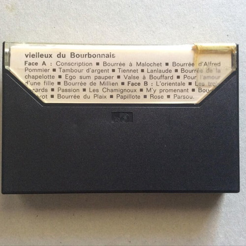 Vielleux Du Bourbonnais Coup De 4 folk cassette tape used