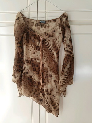 Rebecca Blu tunic beige like new
