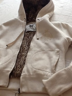 Μπουφάν φούτερ με επένδυση γούνας μεταχειρισμένο, λευκό γυναικείο Zara