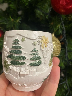 Porcelain container with soy wax and choice of scent handmade, new