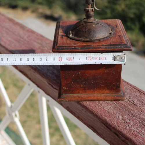 French coffee grinder 1900 used, kitchen item