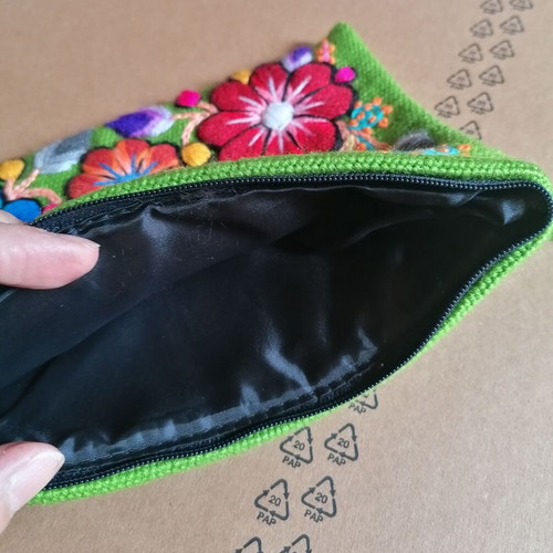 Handmade Peruvian toiletry bag new, woven and hand embroidered