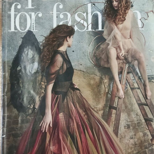 Financial Times fashion magazines used, set of 2, 2019