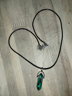 Necklace with crystals new, multicolored