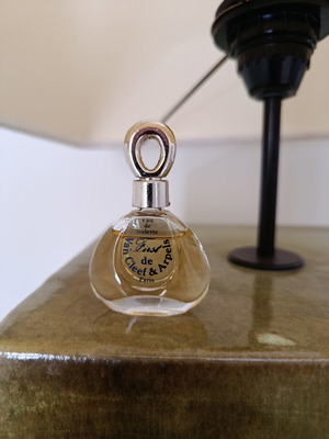 Vintage First Van Cleef & Arpels Mini Perfume 5ml like new